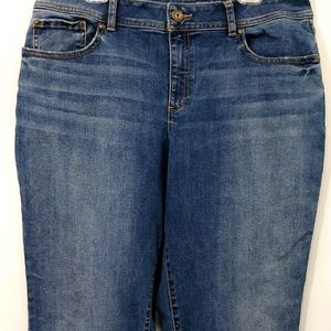 INC Curvy Fit Straight Leg Jeans JN306